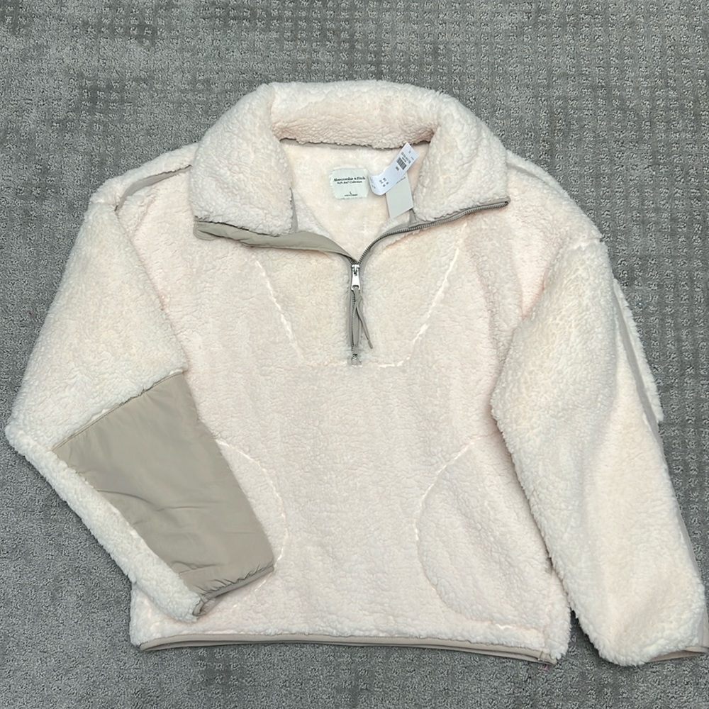 Abercrombie and Fitch Sherpa 1/4 Zip Pullover Sweatshirt